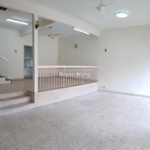 Terrace house for Sale