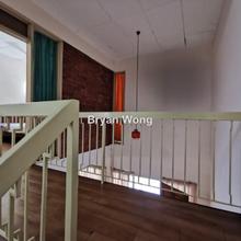 Terrace house for Sale