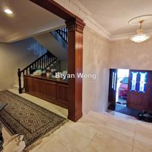 Terrace house for Sale