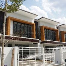 Terrace house for Sale