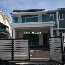 Semi-D house for Rent