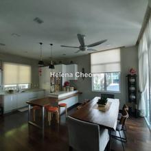 Semi-D house for Rent