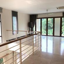 Semi-D house for Rent