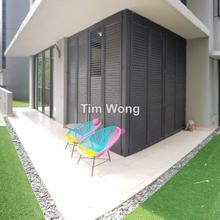 Direct access to pool. Garden unit. Super rare! Don't miss!