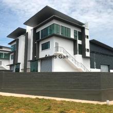 Semi-D factory for Sale