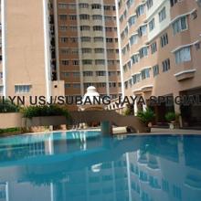 Freehold 3min walk to lrt below shopping mall good roi good buy 