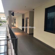 Plaza Arkadia Office for Sale