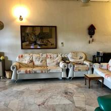 Terrace house for Sale