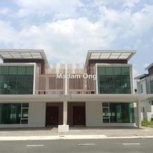 Semi-D house for Sale