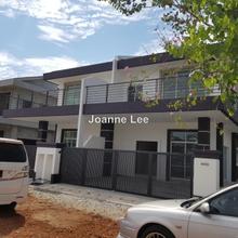 Semi-D house for Sale