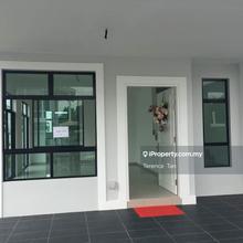 Terrace house for Sale