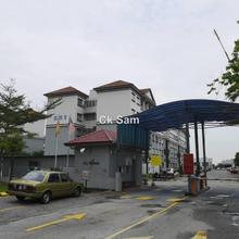 Well kept condition, close to shop, school, shopping mall, convenient