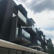 Terrace house for Sale
