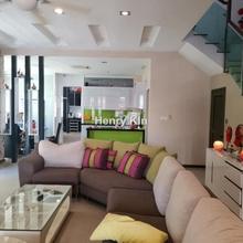 Terrace house for Sale
