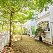 Latest Ariza Corner Lot - Fully renovated & furnished!