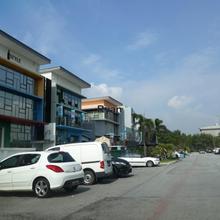 Semi-D factory for Rent