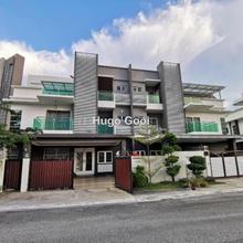 Spacious Semi-D with Fully Furnished and 24 Hrs Gated Guarded