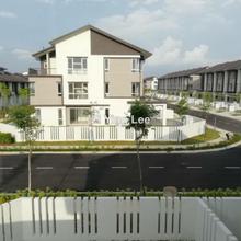 Terrace house for Sale