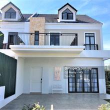 Terrace house for Sale
