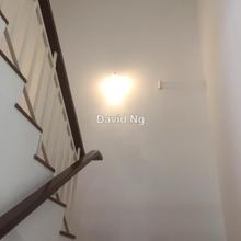 Semi-D house for Rent