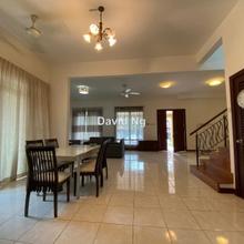 Semi-D house for Rent