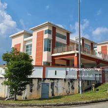 Semi-D house for Sale