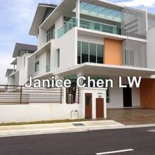 Semi-D house for Sale