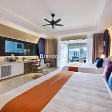 Serviced residence for Sale