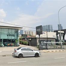 2 Adjoining lots Commercial bungalow for Sale