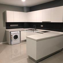 Pj- Ara Damansara - Near to LRT & Mall & Mosque & Offices-35 min to KL