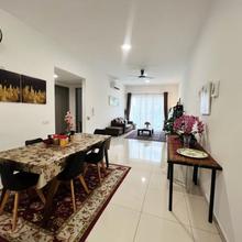 Dua Menjalara, Bandar Menjalara, Low Density Low Floor & Airconds