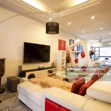 Terrace house for Sale