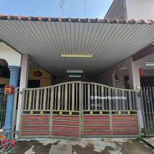 Double Storey Low-Cost Terrace for Rent