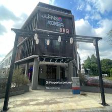 Corner Lot 1st Floor at Alam Damai for Rent