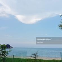 Exclusive beach-front property with direct gate access to the beach