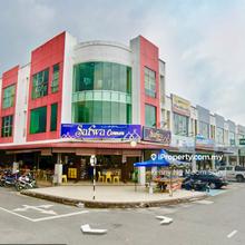 Jenjarum Taman Sri Jaromas ( Corner ) 3 Storey Shop For Sale