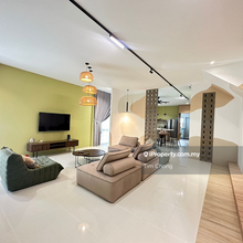 Luxury Semi D House