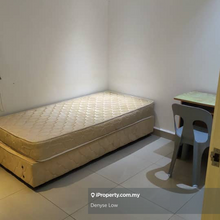 Walking distance to lrt Taman Paramount, Sea Park