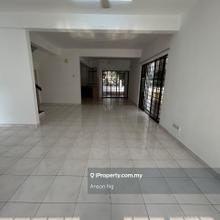 2.5 Storey link house for sell (End lot)