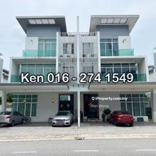 3 Storey Semi-D, Partly Furnish, 24 Hour Security, Well Maintenance