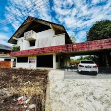 Strategic Location Detached House @ Medan Iris Garden, Kuching.