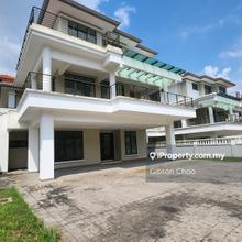 2.5 storey bungalow in damai gayana / taman gayana.