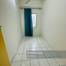 Sinsuran Bilik Sewa For Rent Block A Tingkat 3