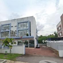 Three Storey Semi-D Factory