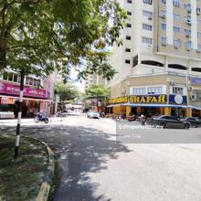 2 Storey Shop Face Main Road