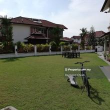 Semi-D Corner With Huge Land For Rent