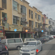 3 Storey Shophouse (Ground Floor)@ Tmn Nusa Bestari for Rent