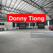 Lunas 1.5 Storey Detached Factory For Rent, Good Condition  