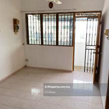 For Sale 2 Rooms Ungku Tun Aminah Flat 