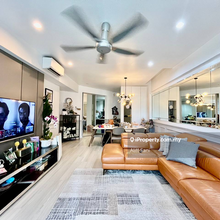 Renovated Unit Near LRT